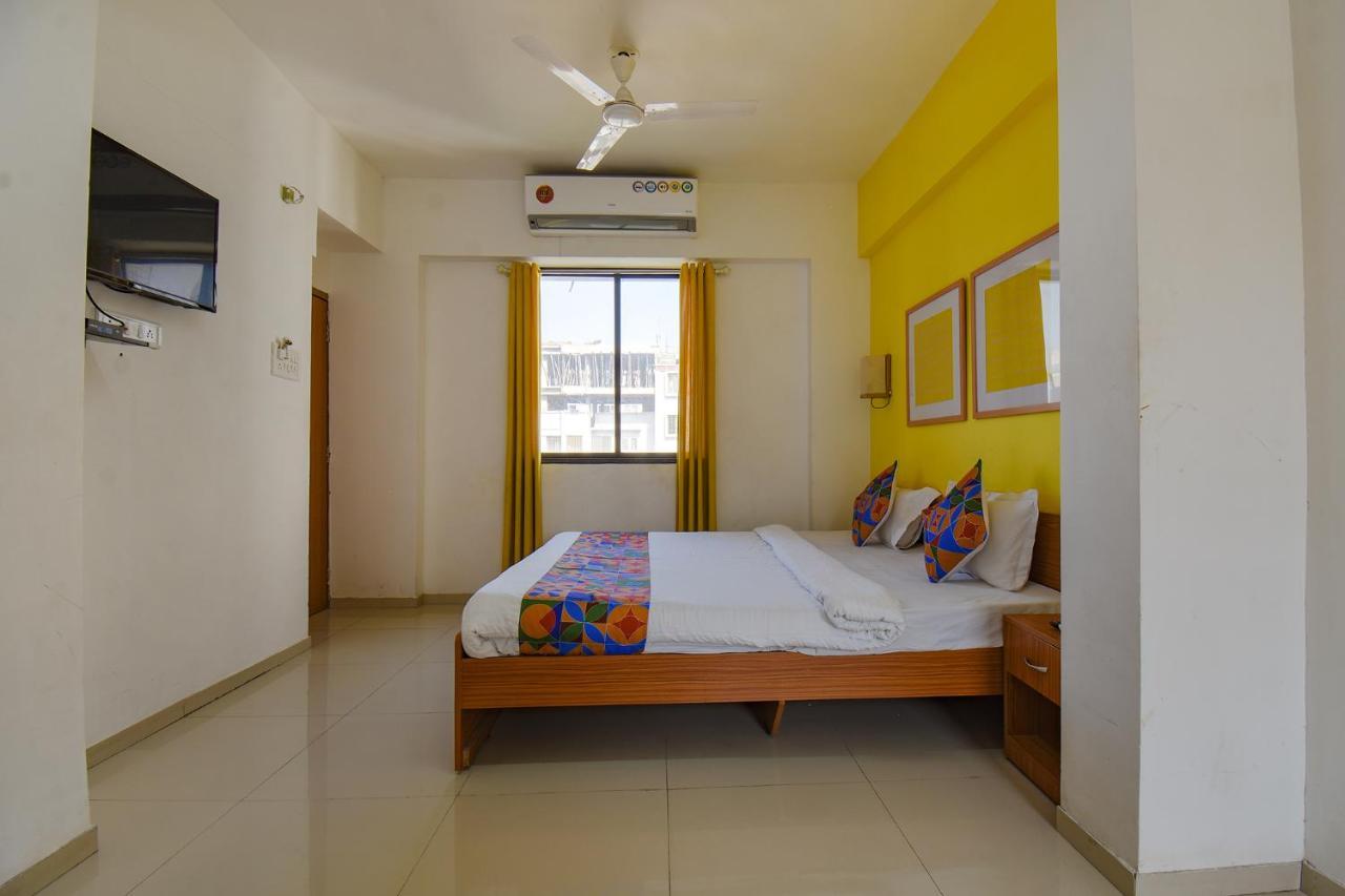 Fabhotel Aakiyo - Nr Balewadi -Chatrapati Shivaji Stadium بونة المظهر الخارجي الصورة